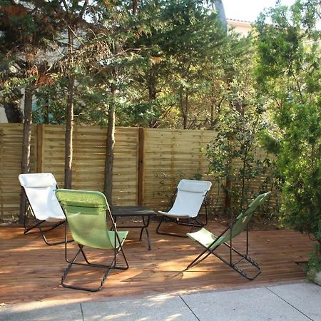 La Maison Blanche Bed and Breakfast Saint Aygulf Exterior foto