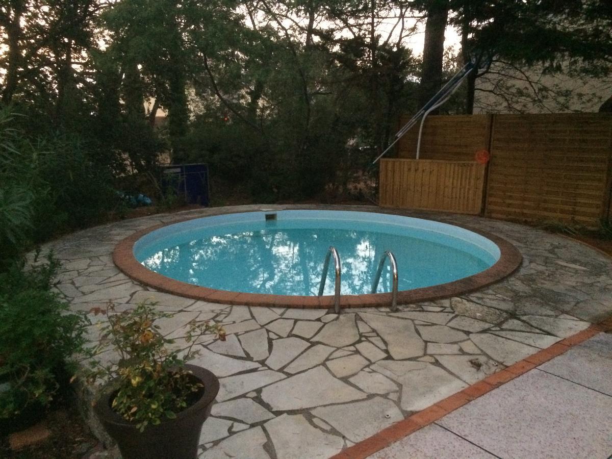 La Maison Blanche Bed and Breakfast Saint Aygulf Exterior foto